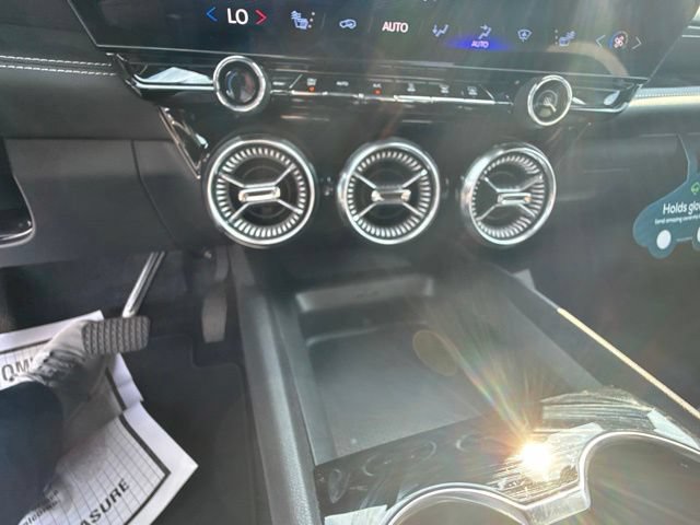 Certified 2024 Chevrolet Blazer EV LT AWD/4WD image 22