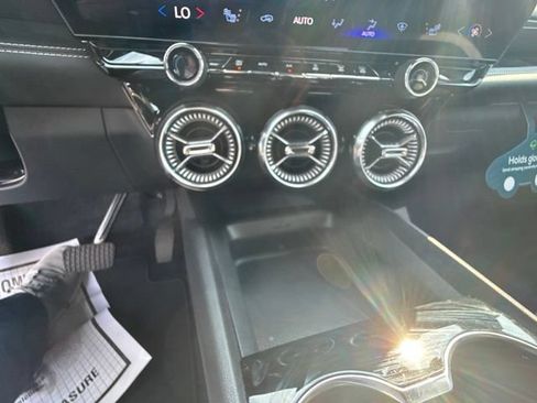 Certified 2024 Chevrolet Blazer EV LT AWD/4WD image 22