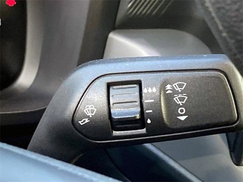 Used 2025 Ford Maverick XL image 19