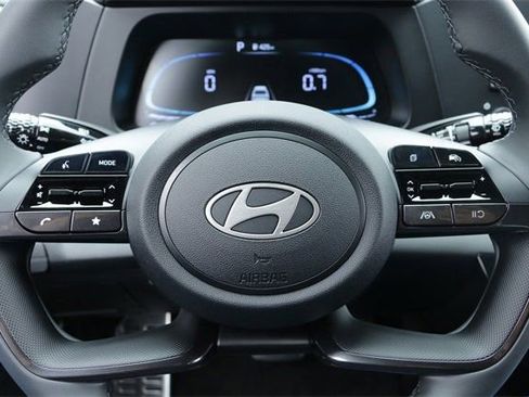 Certified 2026 Hyundai Elantra Sport image 11