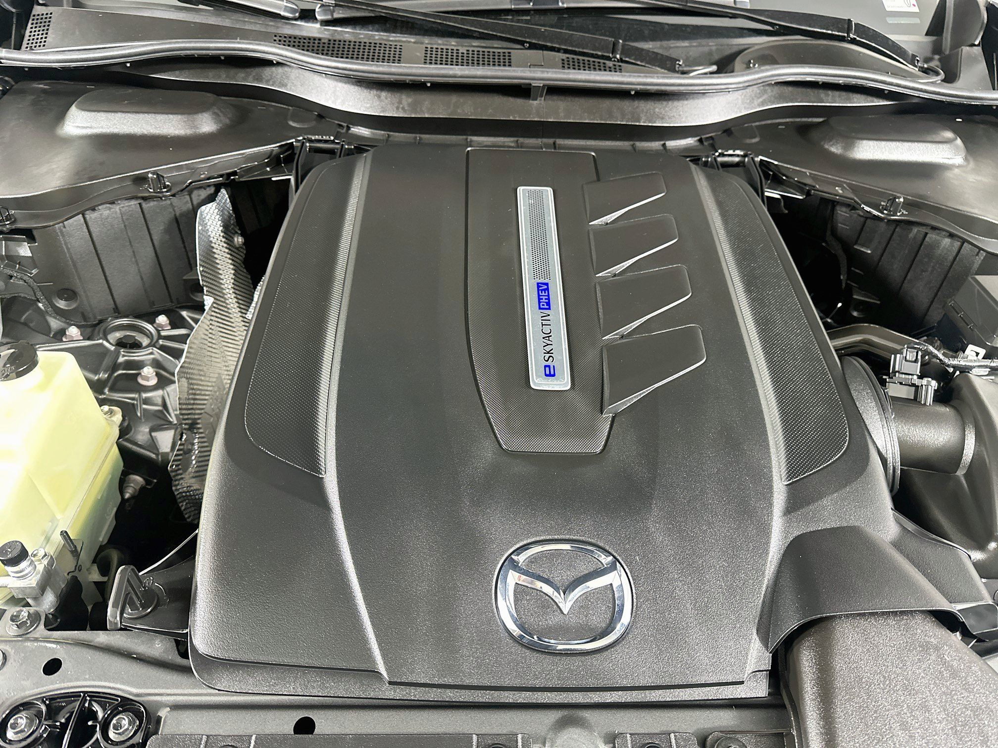 Used 2024 MAZDA CX-90 Plug-In Hybrid w/ Premium Plus AWD/4WD image 36