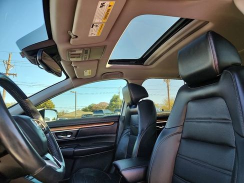 Used 2020 Honda CR-V Touring image 14