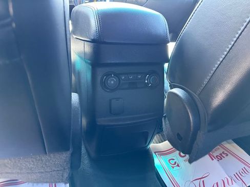 Used 2014 Ford Explorer XLT w/ Equipment Group 202A AWD/4WD image 10
