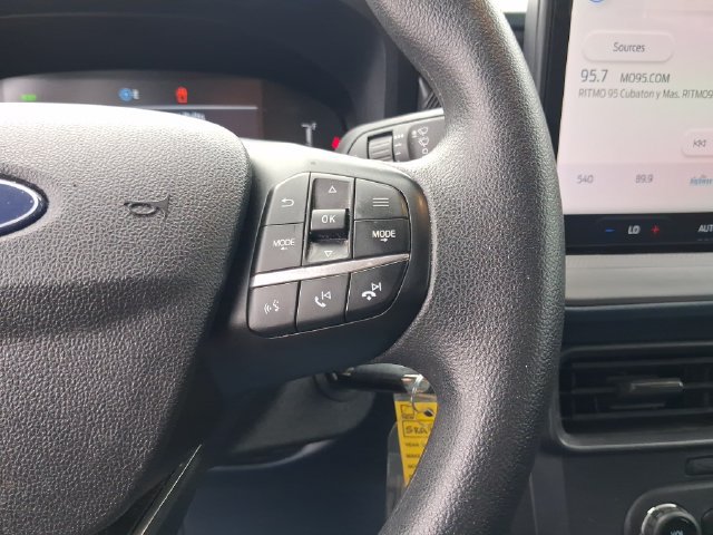 Used 2025 Ford Maverick XL FWD image 18