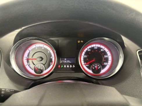 Used 2018 Dodge Grand Caravan SE image 12