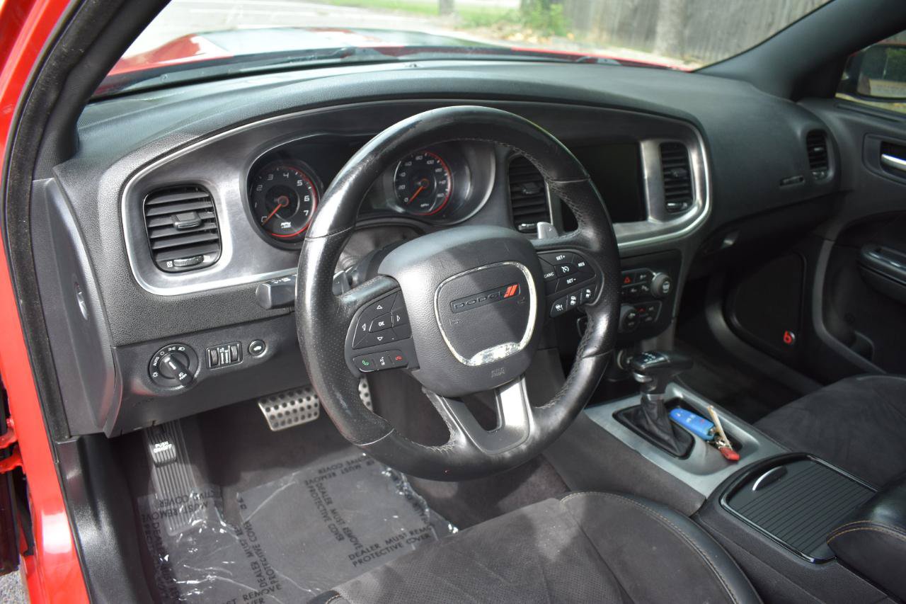 Used 2017 Dodge Charger R/T RWD image 14