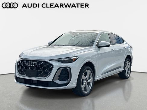 New 2025 Audi Q5 Prestige image 1