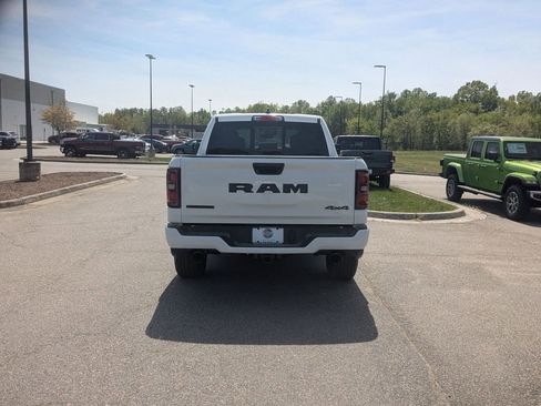 New 2026 RAM 1500 Big Horn AWD/4WD image 4