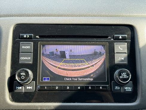 Used 2018 Honda HR-V LX image 26