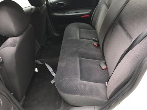 Used 2004 Dodge Intrepid SE image 14