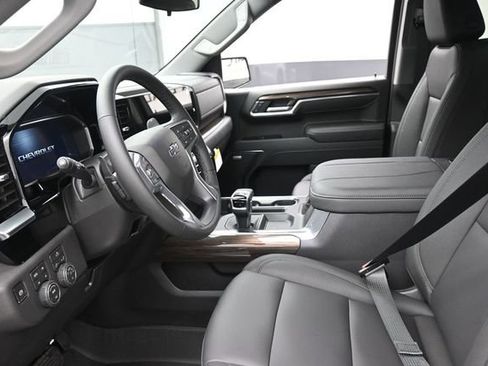 New 2026 Chevrolet Silverado 1500 RST AWD/4WD image 8