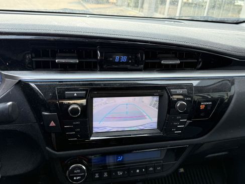 Used 2015 Toyota Corolla S FWD image 13