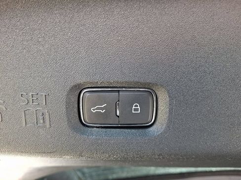 Used 2025 Ford Expedition Max Active AWD/4WD image 31