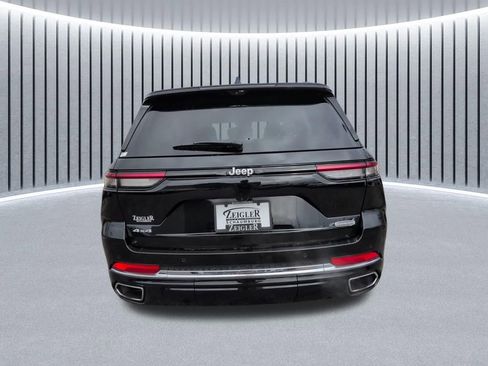 Certified 2024 Jeep Grand Cherokee Overland w/ Luxury Tech Group IV AWD/4WD image 10