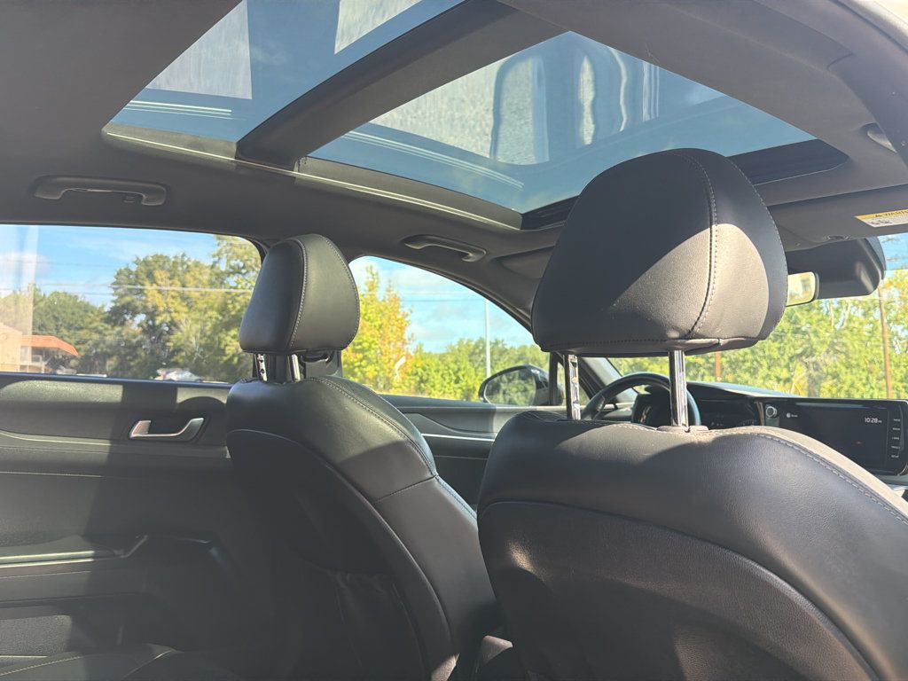 Used 2022 Kia K5 GT-Line w/ GT-Line FWD Premium Package image 40