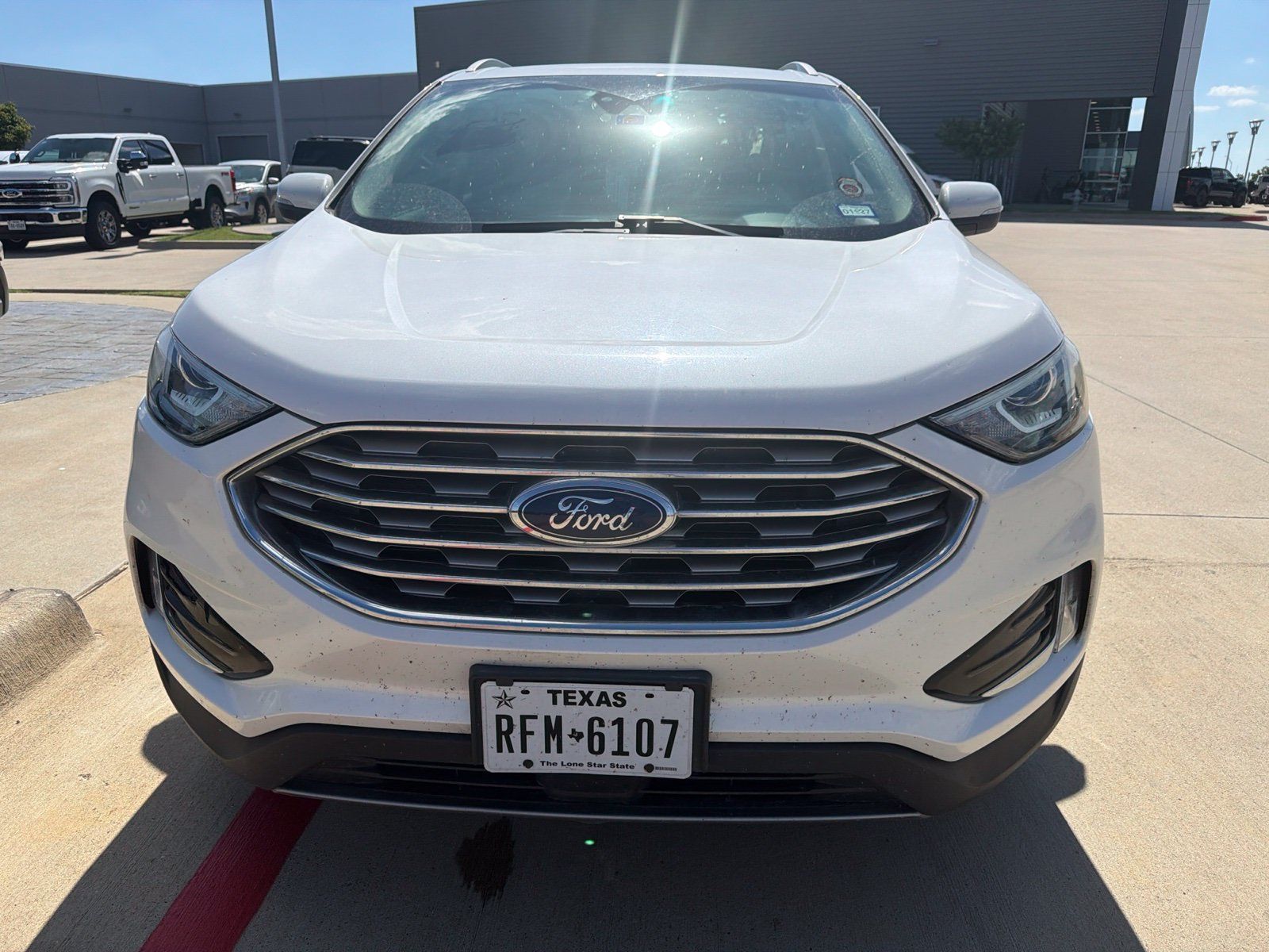 Used 2019 Ford Edge SEL w/ Equipment Group 201A FWD image 2