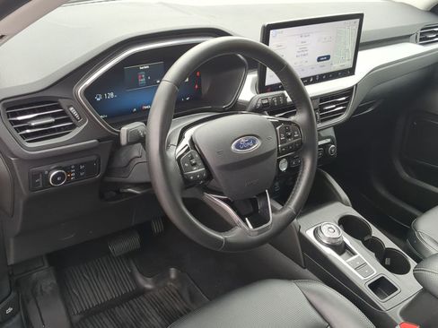 Certified 2023 Ford Escape Platinum image 14