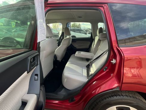 Used 2018 Subaru Forester 2.5i Premium w/ All-Weather Package image 20