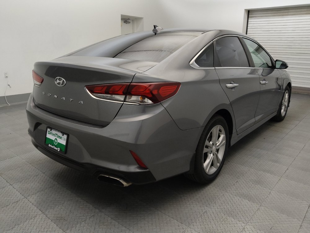 Used 2018 Hyundai Sonata SEL w/ Tech Package 02 FWD image 9