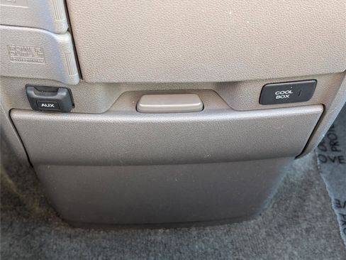 Used 2015 Honda Odyssey EX-L image 24