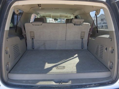 Used 2019 GMC Yukon XL SLE w/ HD Trailering Package image 27