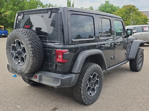 Used 2023 Jeep Wrangler Unlimited Rubicon 4xe w/ Cold Weather Group AWD/4WD image 7