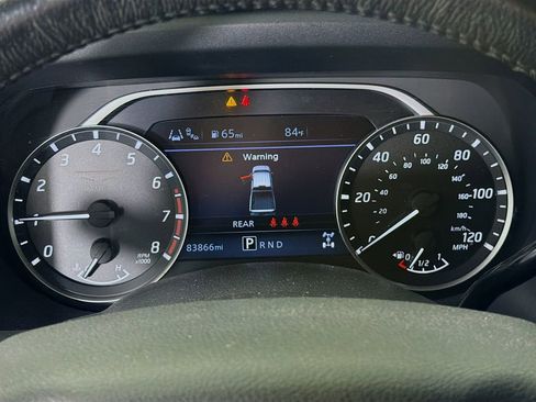 Used 2021 Nissan Titan SV w/ SV Convenience Package image 15