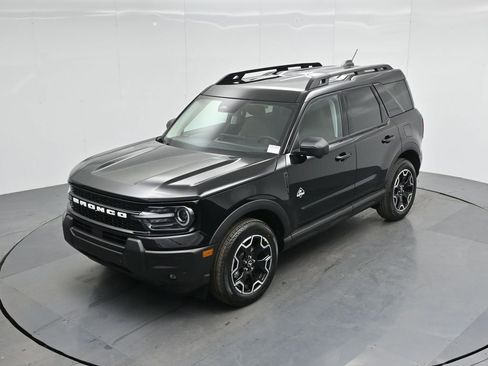 New 2025 Ford Bronco Sport Outer Banks w/ Outer Banks Tech Package+ image 39