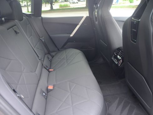 Used 2025 BMW iX xDrive50 image 15