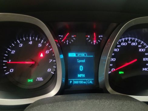 Used 2015 Chevrolet Equinox LS FWD image 23