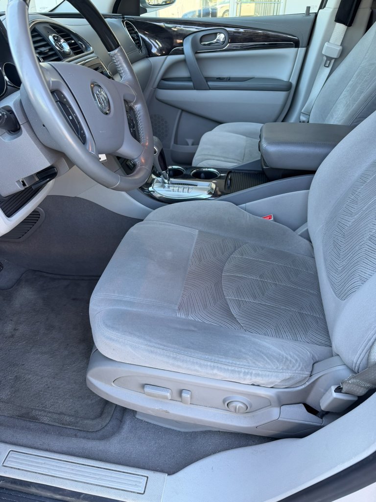 Used 2017 Buick Enclave Convenience FWD image 8
