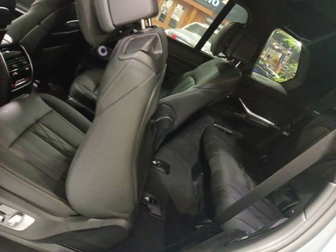 Certified 2025 BMW X7 M60i AWD/4WD image 7