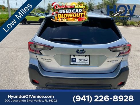Used 2023 Subaru Outback Premium AWD/4WD image 34