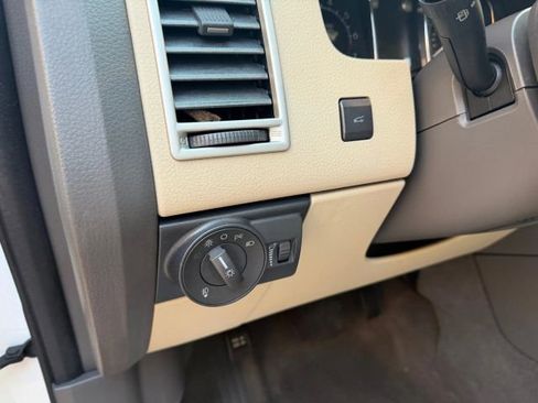 Used 2010 Lincoln MKX 2WD image 25