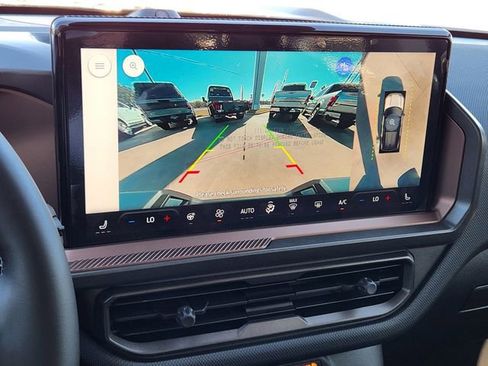 New 2025 Ford Bronco Sport Outer Banks w/ Outer Banks Tech Package+ image 18