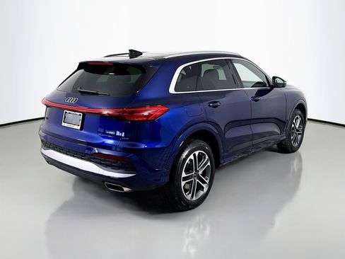 Certified 2025 Audi Q5 2.0T Premium w/ Convenience Package image 9