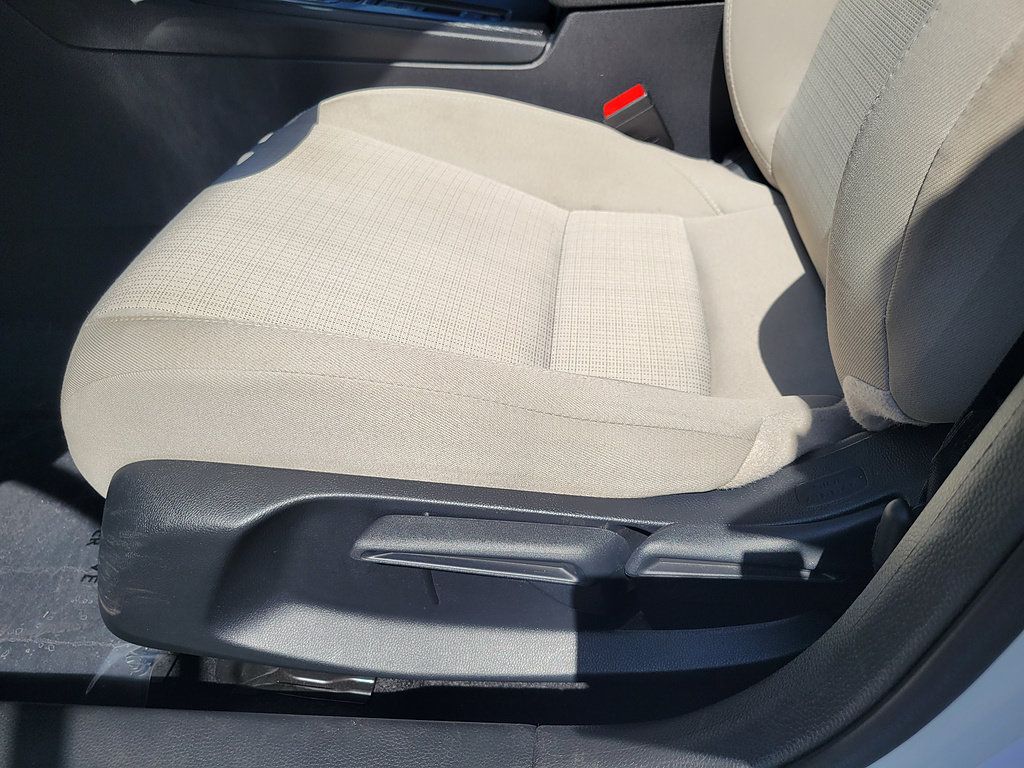Used 2024 Honda Civic EX image 19