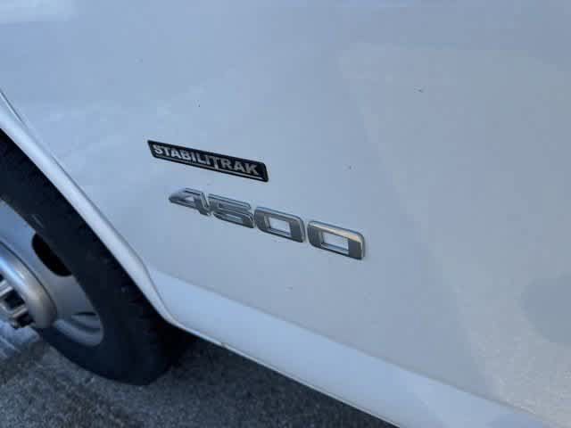 New 2025 Chevrolet Express 4500 w/ Power Convenience Package RWD image 35