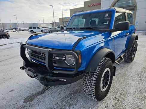 Used 2023 Ford Bronco 2-Door w/ Sasquatch Package image 2