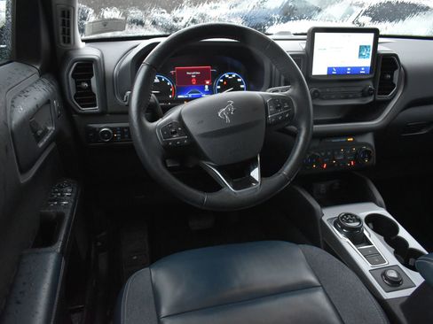 Used 2023 Ford Bronco Sport Outer Banks image 17