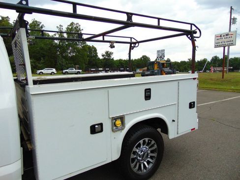 Used 2018 Ford F350 XL w/ Power Equipment Group RWD image 22