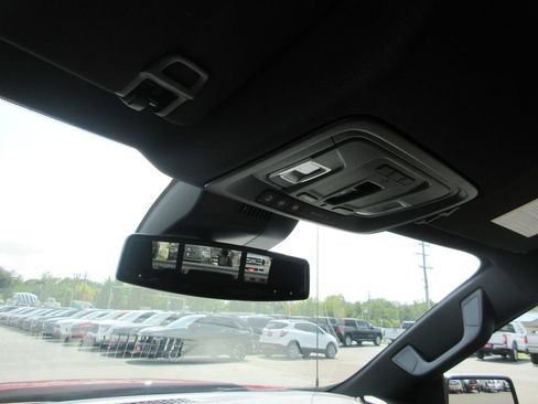 Certified 2024 Chevrolet Silverado 1500 High Country AWD/4WD image 35