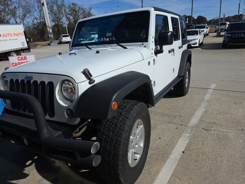 Used 2015 Jeep Wrangler Unlimited Sport w/ Quick Order Package 24S image 2