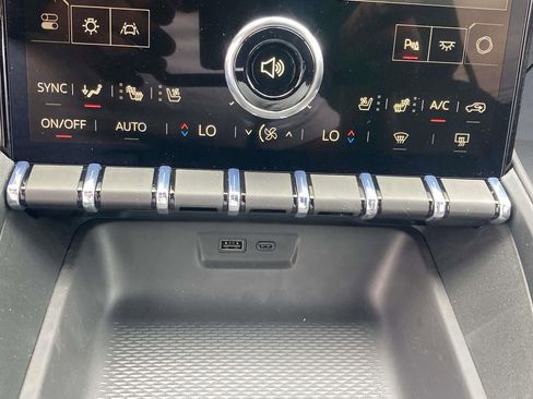 New 2026 GMC Terrain Elevation w/ Elevation Premium Package image 23