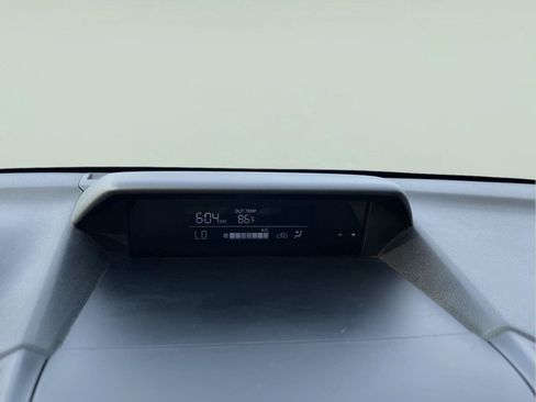 Used 2021 Subaru Crosstrek 2.0i Premium w/ Moonroof Package AWD/4WD image 26