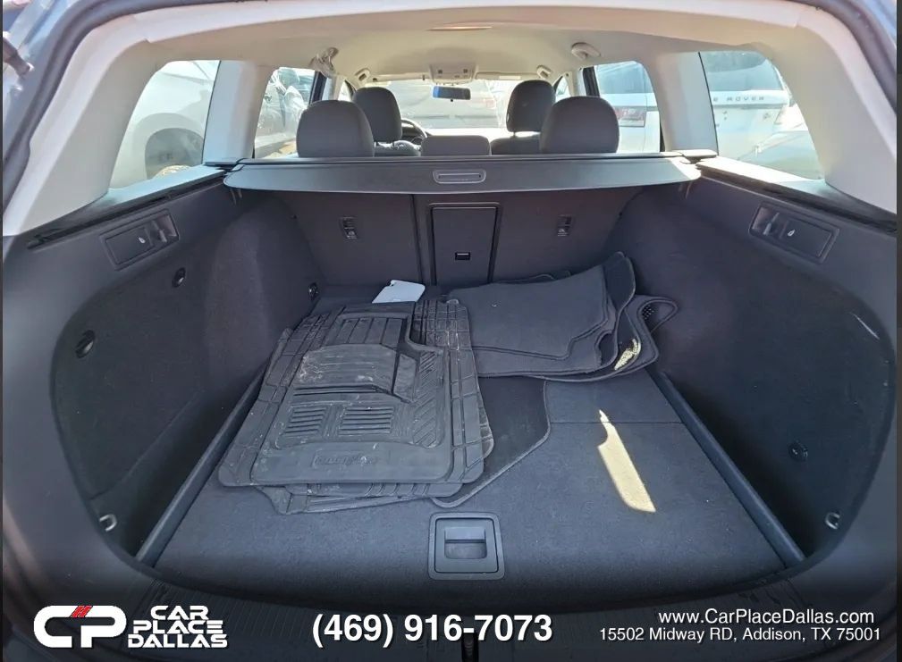 Used 2017 Volkswagen Golf S FWD image 14