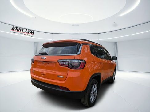 New 2026 Jeep Compass Latitude image 3