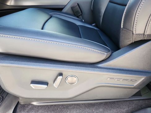 New 2025 Ford F150 Lariat w/ Equipment Group 502A High image 13