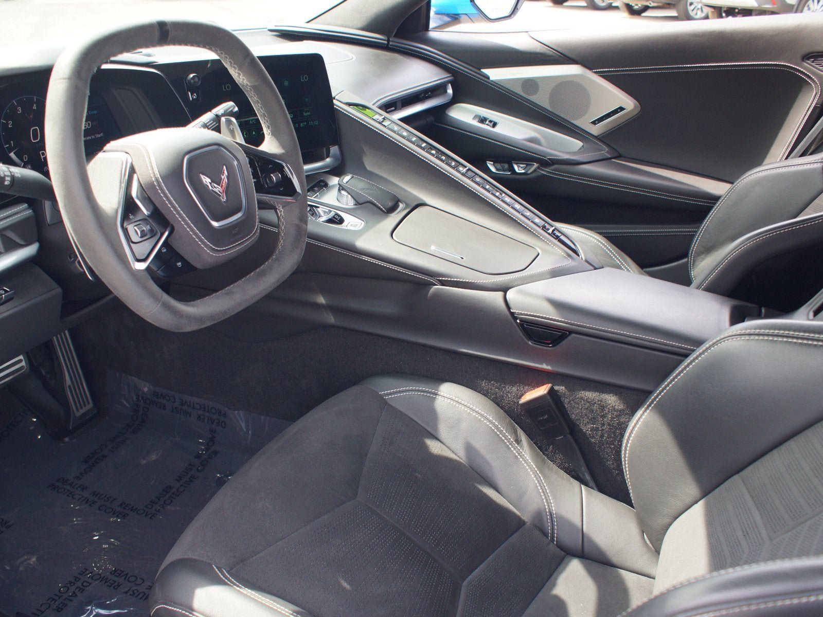 Used 2022 Chevrolet Corvette Stingray Premium Conv w/ Z51 Performance Package RWD image 6