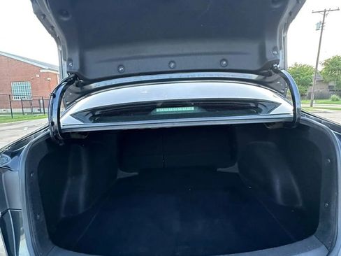 Used 2021 Toyota Corolla LE image 17